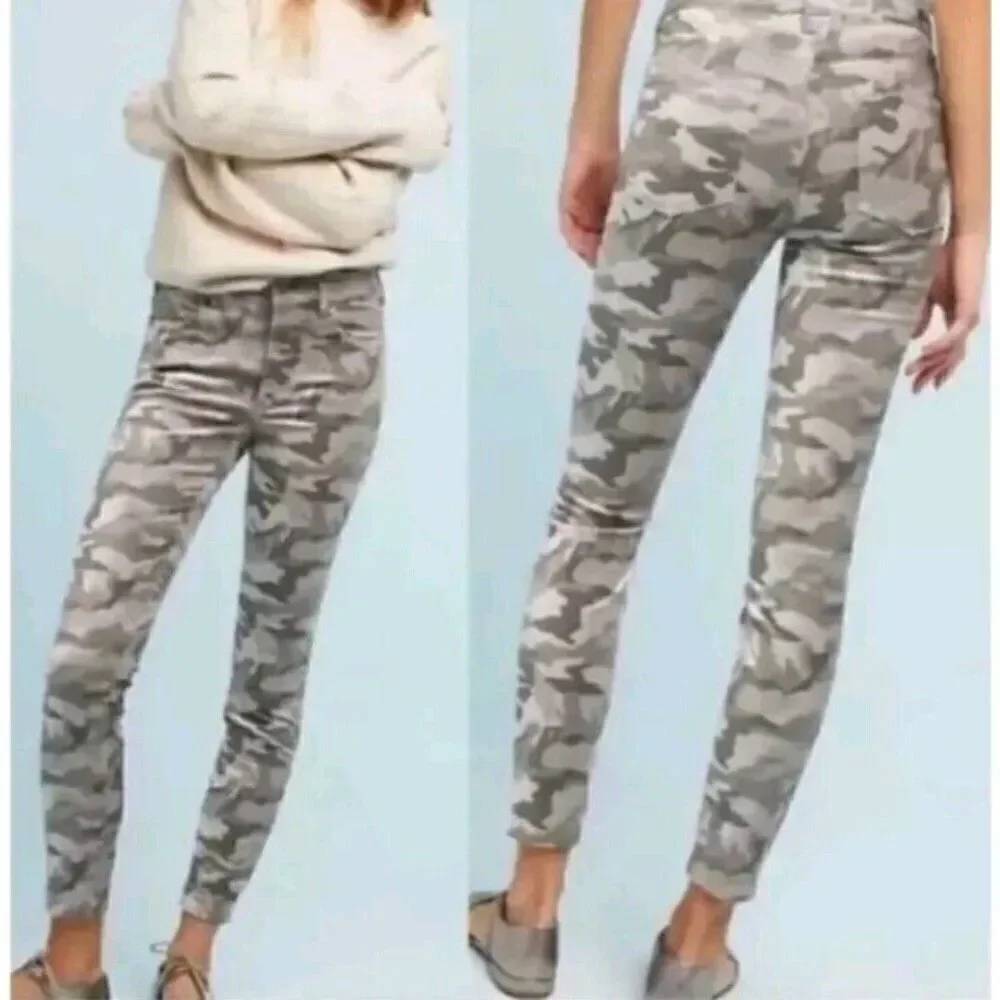 Anthropologie Pilcro Velvet Pants Camo Print Size 29 Women's High Rise Jeans